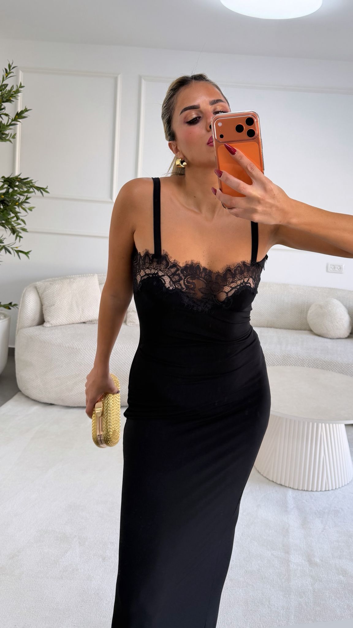 שמלת טורו שחורה