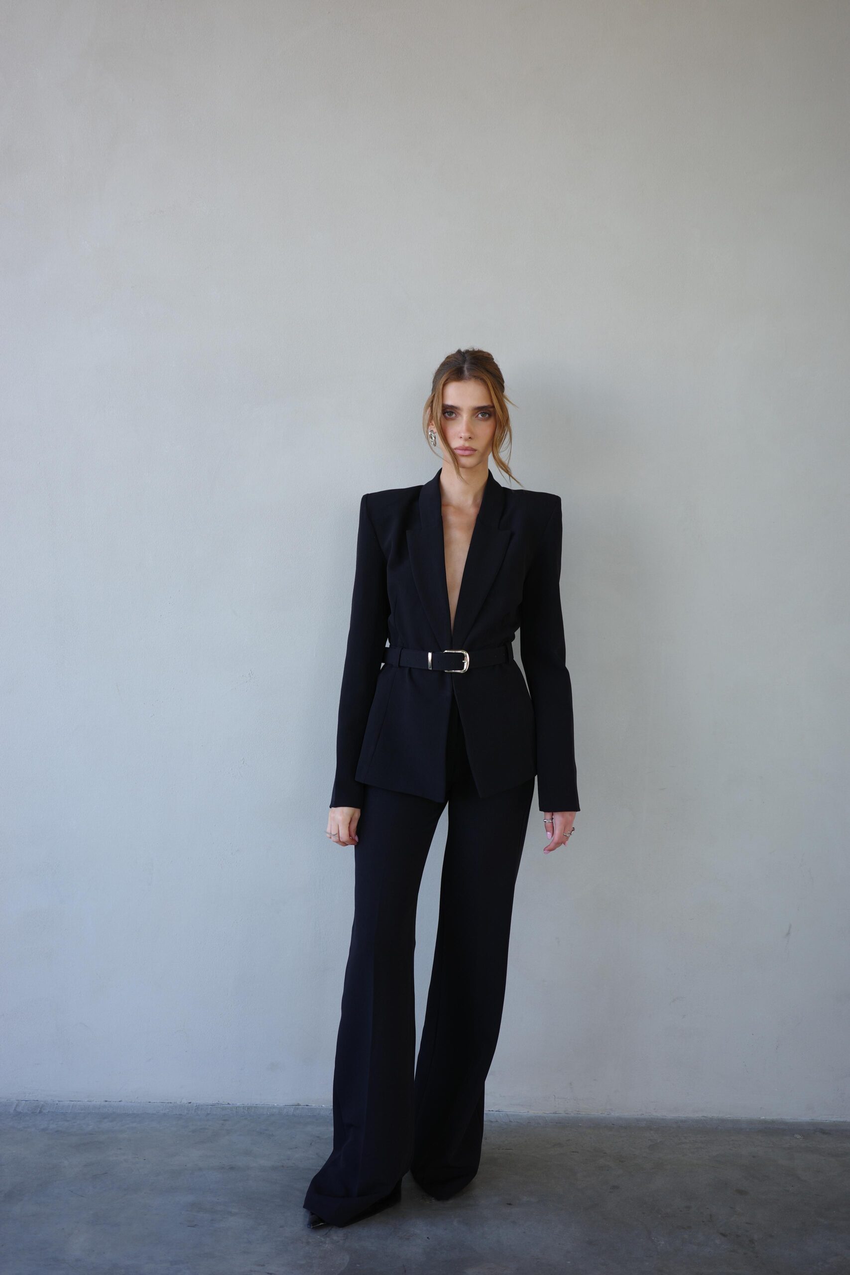 חליפת איילן שחורה – תמונה 3