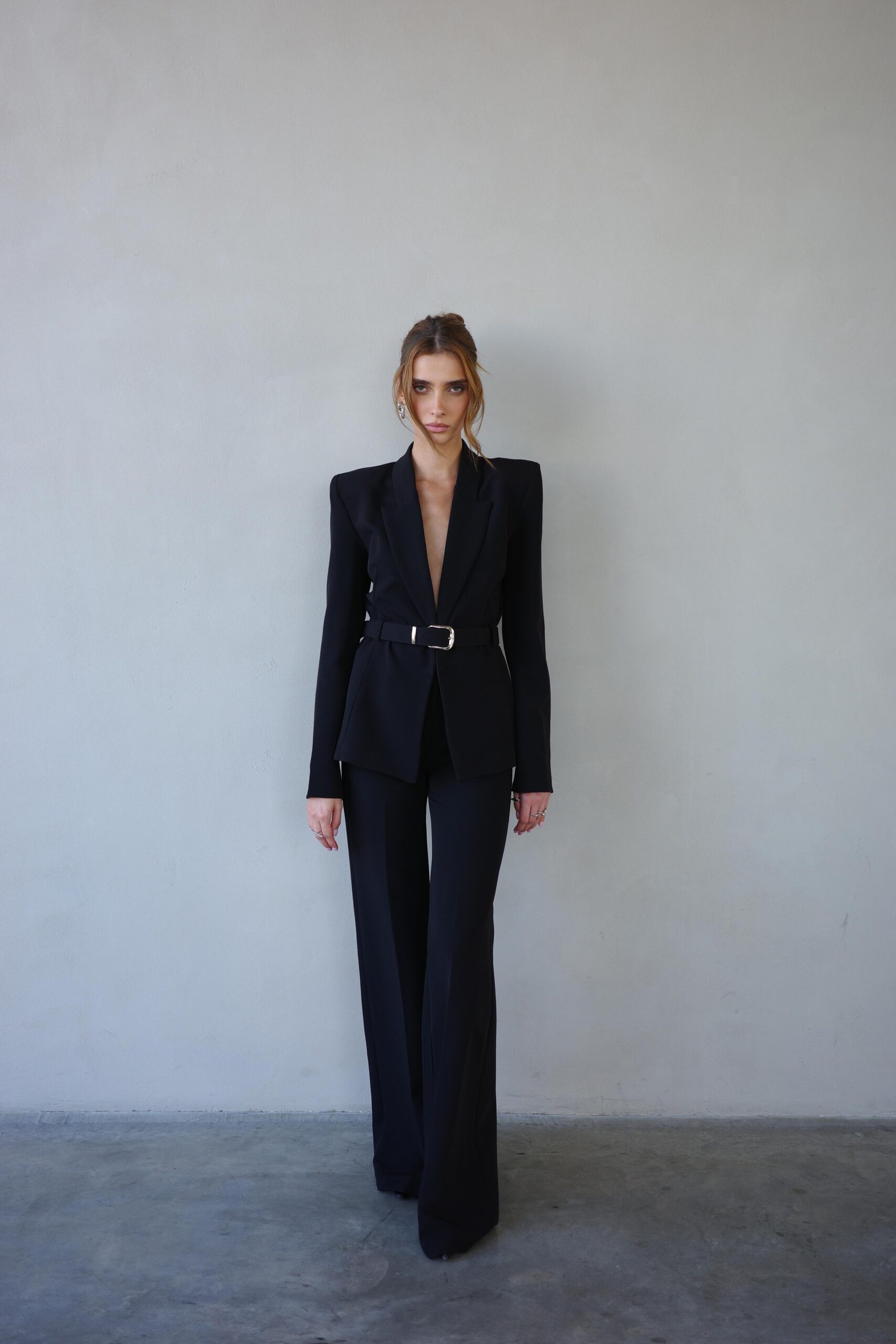 חליפת איילן שחורה – תמונה 4