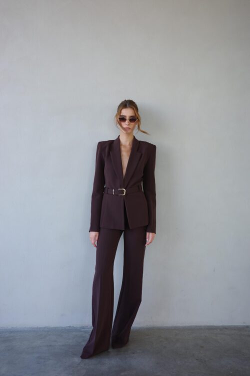 חליפת איילן חומה