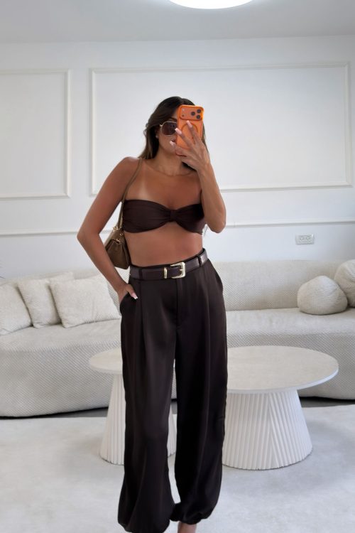 מכנס באר חום