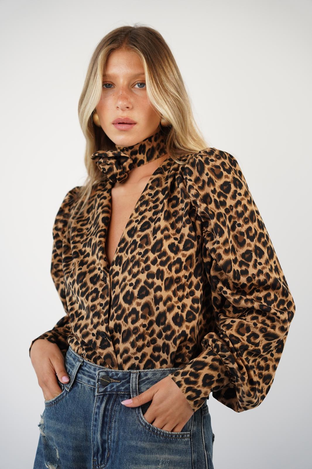 חולצת לואי מנומר חום