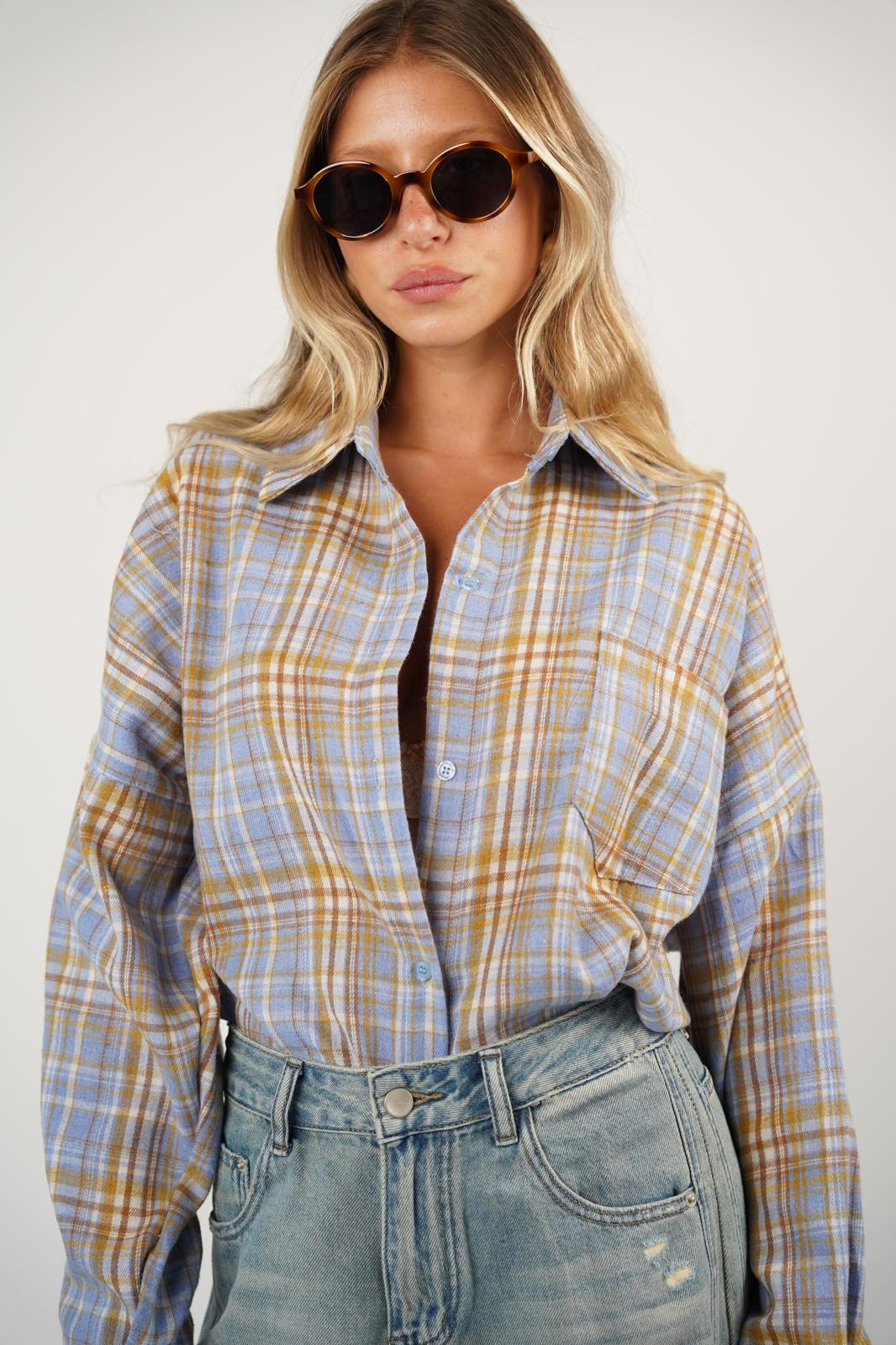 חולצת אנה משובץ תכלת – תמונה 2