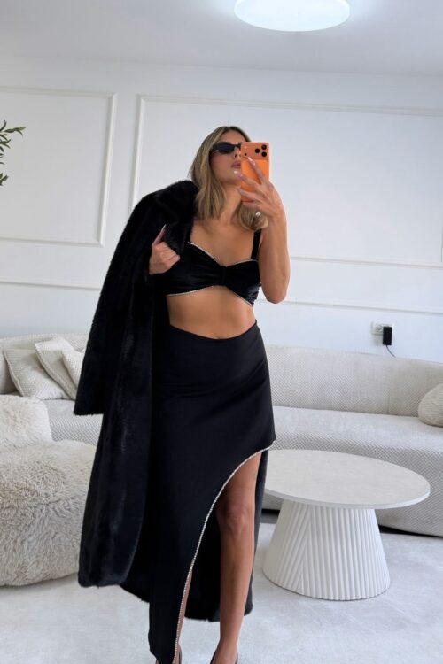 חצאית דורינה שחורה