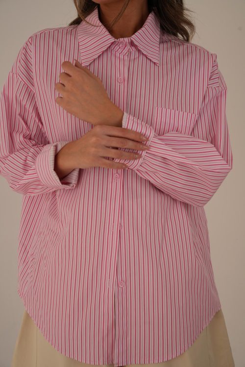 חולצת מוניקה פסים ורודים