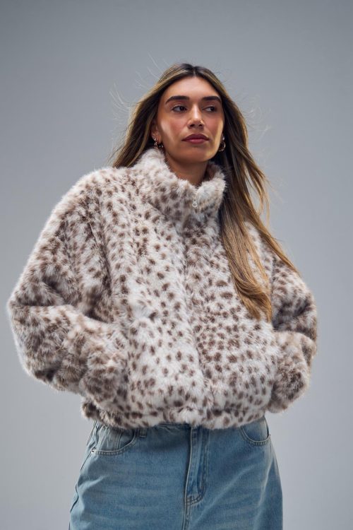 מעיל ברוק פרווה לבן