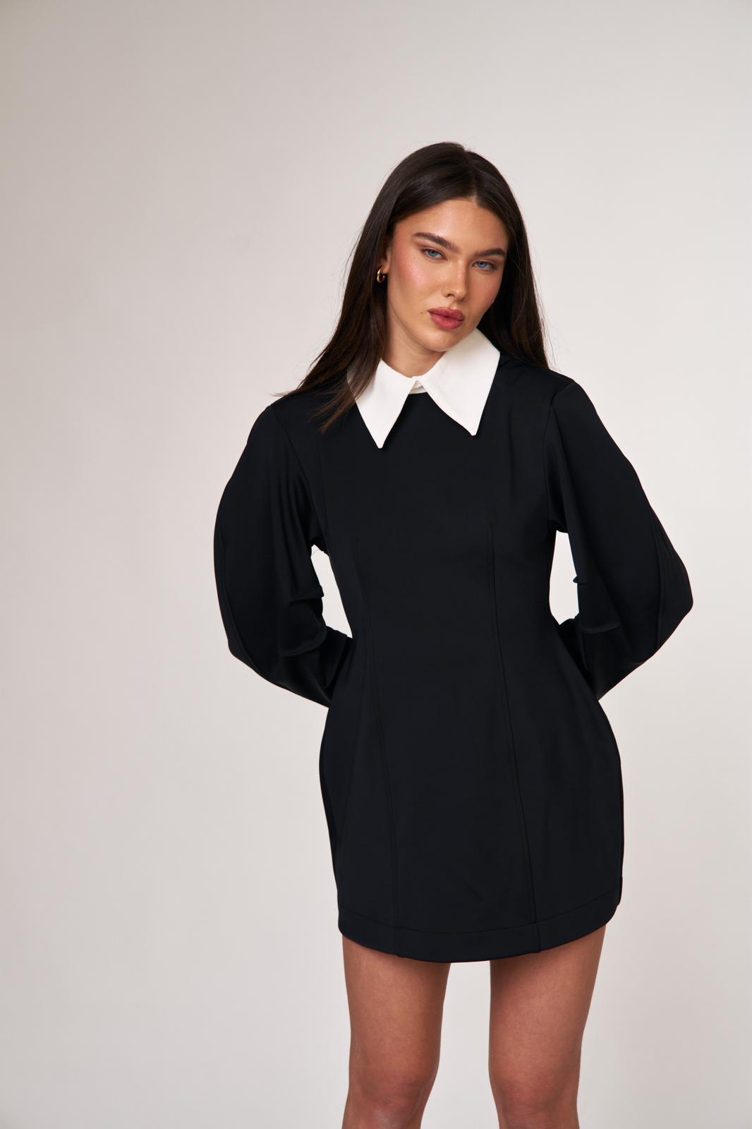 שמלת מייגן צווארון שחורה – תמונה 3