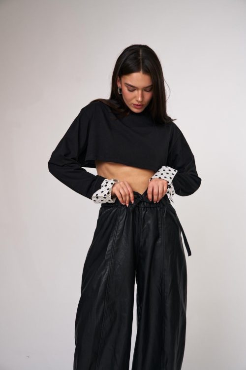 חולצת נירה שחורה