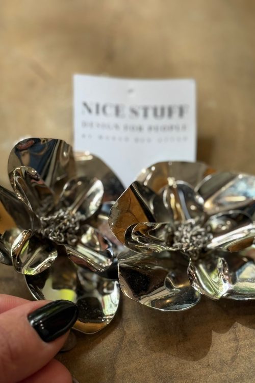 עגילי פרח מוכסף