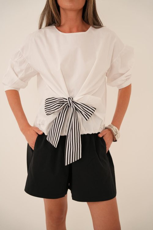 חולצת ליקה פפיון לבנה